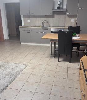 Cadenazzo Apartment | Appartamento VACANZE vicino Locarno