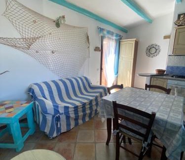 Baia Sant'Anna House | Appartamento "Villa Delfino"