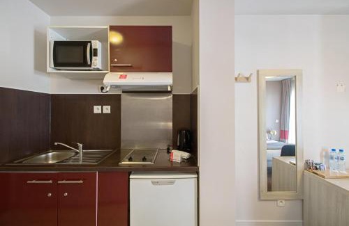 Villejuif Apartment | Appart’City Confort Paris Villejuif