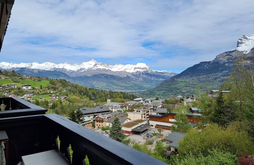 Saint-Gervais-les-Bains Apartment | Appartement Avec Balcon Superbe Montagne