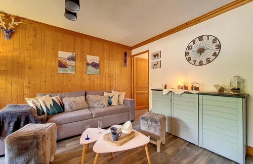 Saint-Martin-de-Belleville Apartment | Appartement lumineux 3 pièces · Balcon Sud/Ouest · Proche pistes et commerces · Non fumeur - FR-1-344-737