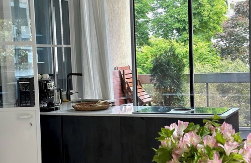 Prince–Marmottan Apartment | Appartement Moderne et Lumineux
