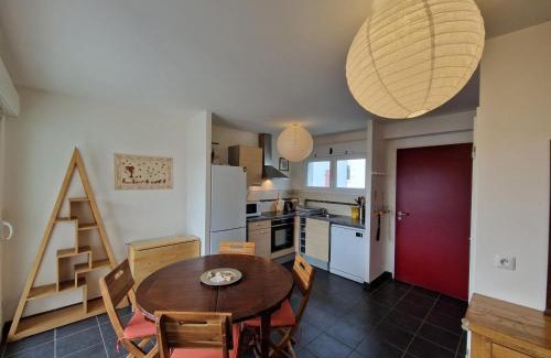 Angoulins Apartment | Appartement à Angoulins-sur-Mer - 2 Chambres, 5 Pers, Proche Plages - FR-1-706-25