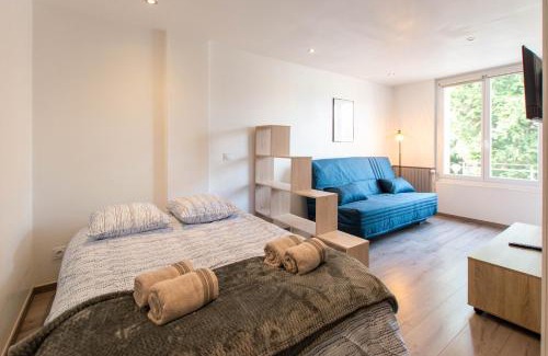Chambery Apartment | Appartement à la gare calme & reposant