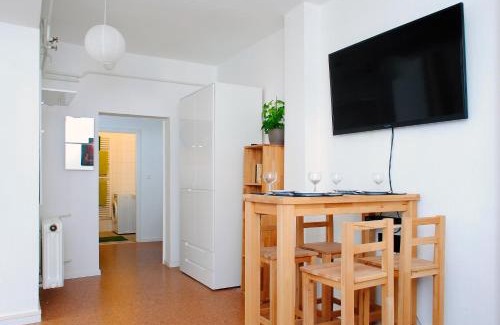 Weissensee Apartment | Appartement über dem Kino Toni