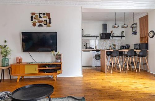 Quartier du Faubourg-Montmartre Apartment | Appartement 2 étages Paris - Métro 9 Grands Boulevards - Folies Bergères