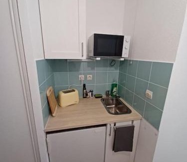 3rd Arrondissement Apartment | Appartement 2 personnes Lyon Sans Souci