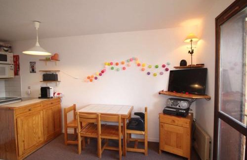 Auris Apartment | Appartement 2 Pièces avec Balcon à 400m des Pistes, Parking Gratuit - FR-1-297-161