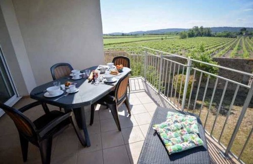 Azille Apartment | Appartement 3 étoiles - Piscine - ccbbbi0