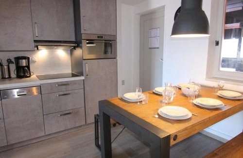 Jeux Apartment | Appartement 3 pièces, 6 pers, 45m² - Couv.piscines, prox.pistes et écoles ski, parking, balcon, WiFi - FR-1-405-161