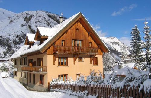 Valloire Apartment | Appartement 3 pièces pour 6/8 personnes, centre Valloire, proche téléphérique et commerces - FR-1-263-82