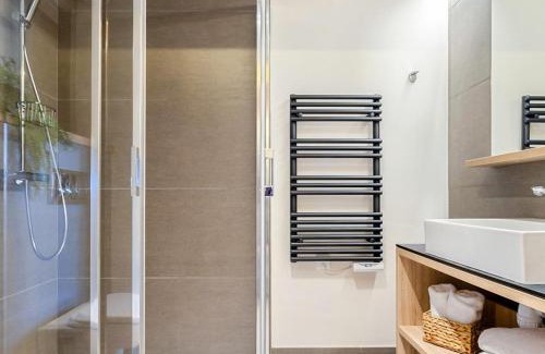 Les Saisies Apartment | Appartement 4 pièces avec spa et parking - 8 pers. - FR-1-810-12