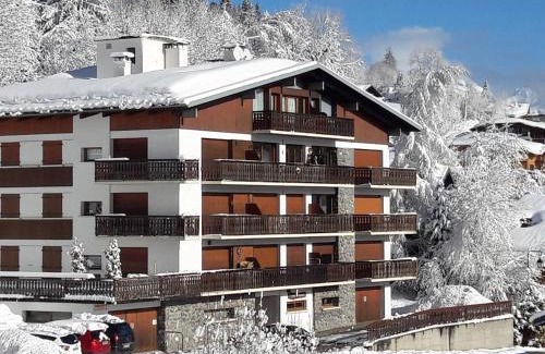 Les Gets Apartment | Appartement 4 pièces pour 8 pers. avec garage, proche commerces et remontées mécaniques - FR-1-802-57