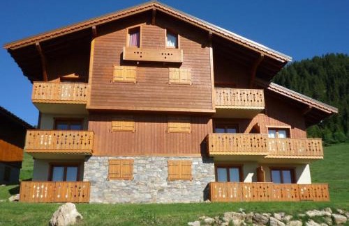 Bisanne 1500 Apartment | Appartement 4 pièces mezzanine avec balcon, équipements complets, animaux admis, parking couvert. - FR-1-293-64