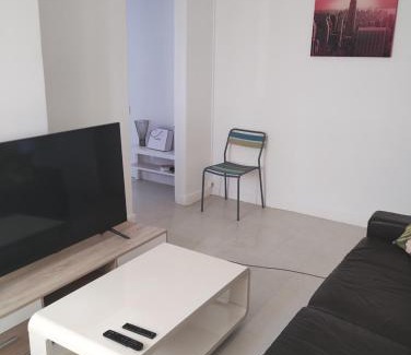 Montgeron Apartment | Appartement 5 personnes