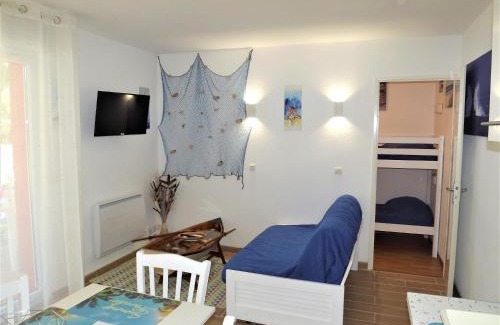 Le Verdon-sur-Mer Apartment | Appartement 6 personnes totalement rénové avec piscine