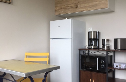 Nevez Apartment | Appartement 6 Personnes, 85m2 Avec Terrasse, Coeur de Bourg à 10mm de la Plage