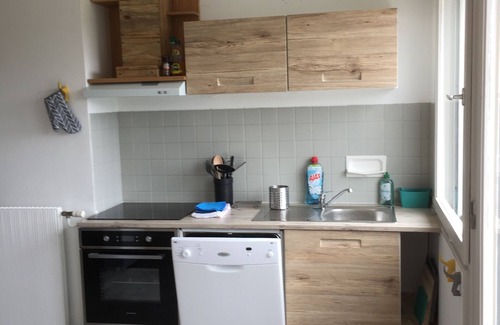Nevez Apartment | Appartement 6 Personnes, 85m2 Avec Terrasse, Coeur de Bourg à 10mm de la Plage