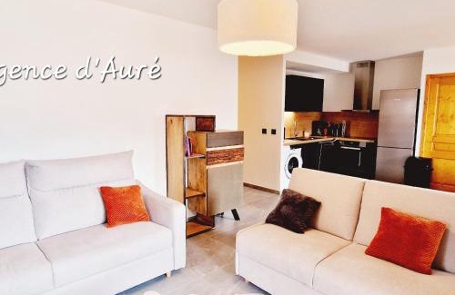 Montalbert Apartment | Appartement 8 pers, 86m², à 50m des pistes et commerces à Montalbert, parking et wifi inclus - FR-1-755-14