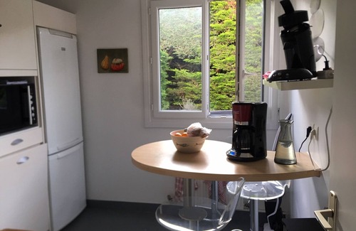 Ouistreham Apartment | Appartement 8 Personnes, 3mn de la mer , 1 mn de la Thalasso, Centre Ville,
