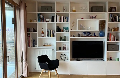 Villeneuve-la-Garenne Apartment | Appartement au Cœur du Village Olympique vue sur la Seine Avec Parking