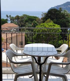 Villefranche-sur-Mer Apartment | Appartement Ange Gardien Vue Mer