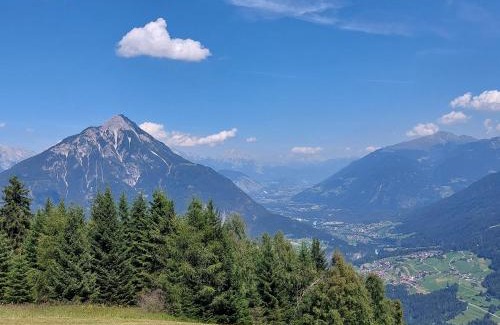 Arzl im Piztal Apartment | Appartement am Berg