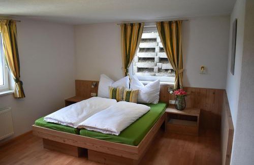 Arzl im Piztal Apartment | Appartement am Berg