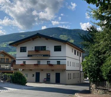 Hollersbach im Pinzgau Apartment | Appartement Kramerhaus