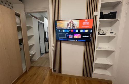 Saint-Merri Apartment | APPARTEMENT AU CŒUR DE MARAIS DANS CENTRE de PARIS