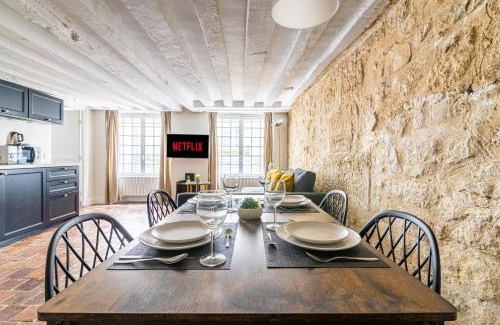 Les Iles Apartment | Appartement au coeur de Paris Île Saint-Louis Free Netflix