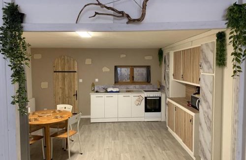 Saint-Julien Apartment | Appartement au coeur du village