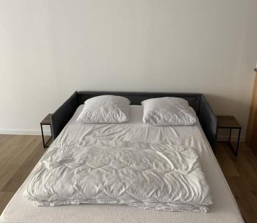 Saint-Julien Apartment | Appartement au coeur du village