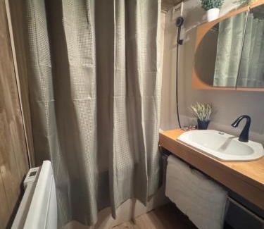 Le Praz de Lys Apartment | Appartement au pied des pistes