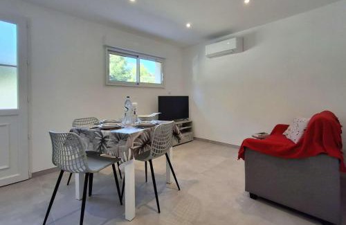 Santa-Maria-Poggio Apartment | Appartement avec terrasse à Santa Maria Poggio