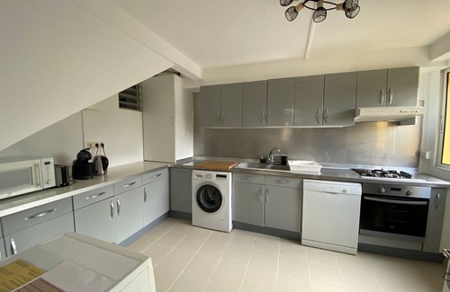 Le Lamentin Apartment | Appartement Avec Piscine, Barbecue et Jardin Privatifs