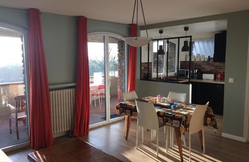 Mons - Plaine basse Apartment | Appartement avec terrasse pour 4 personnes