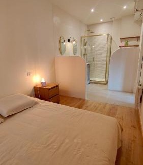 Bayonne Apartment | Appartement Bayonne dans maison basque avec jardin