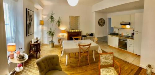 Downtown Apartment | Appartement Cœur Saint-Martin
