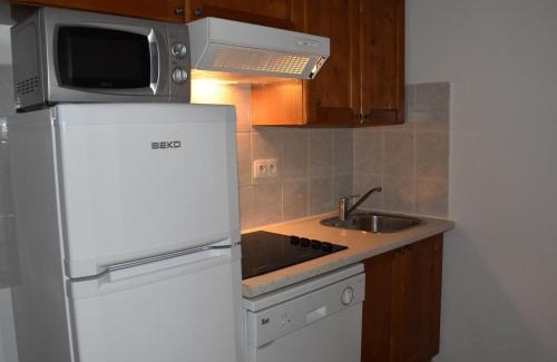 Pralognan-la-Vanoise Apartment | Appartement cosy avec piscine, proche centre et téléphérique - 4 pers. - FR-1-464-165