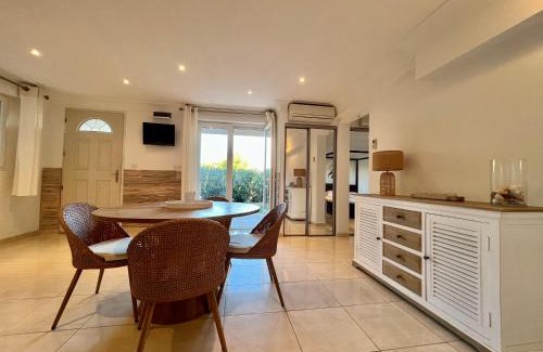 Ensues-la-Redonne Apartment | Appartement "Calanques" - Domaine Ciel et Mer
