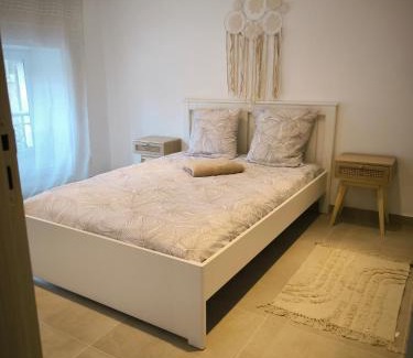 La Castellane Apartment | Appartement castellane