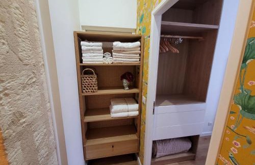 Bordeaux City Centre Apartment | Appartement central typiquement bordelais