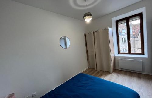 Lure Apartment | Appartement centre-ville de Lure gauche
