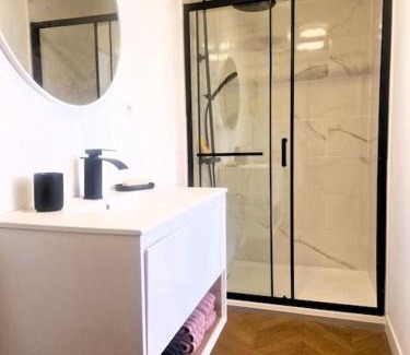 Centre Historique Apartment | Appartement Centre Ville Les Halles - Grands Buffets