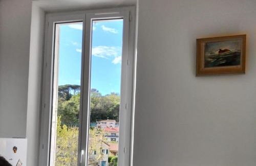 Collobrieres Apartment | Appartement chic Haussmanien