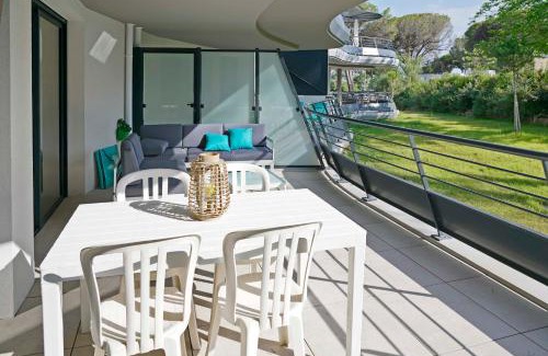 Valescure Apartment | Appartement Complet 2 à 4 personnes au coeur des Golfs