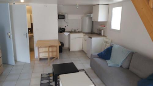 Etampes Apartment | Appartement confortable et fonctionnel - Rickhoss Home