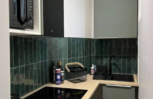 Aubervilliers Apartment | Appartement Contemporain et Paisible