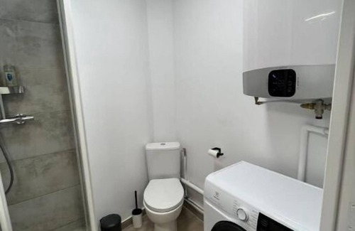 Aubervilliers Apartment | Appartement Contemporain et Paisible